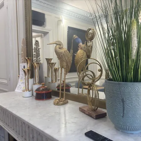 Apartment Elysee-concorde, Royale- 6 People *